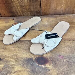 EXPRESS SANDALS